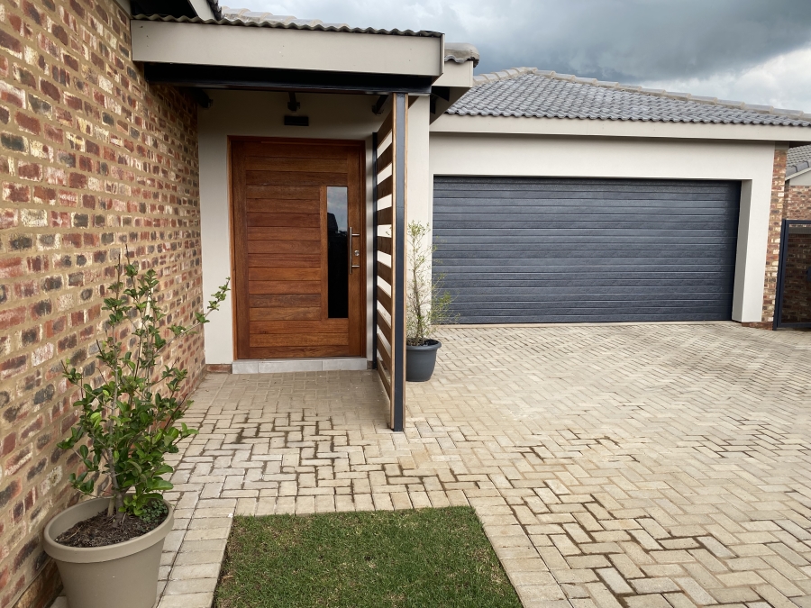 3 Bedroom Property for Sale in Baillie Park North West